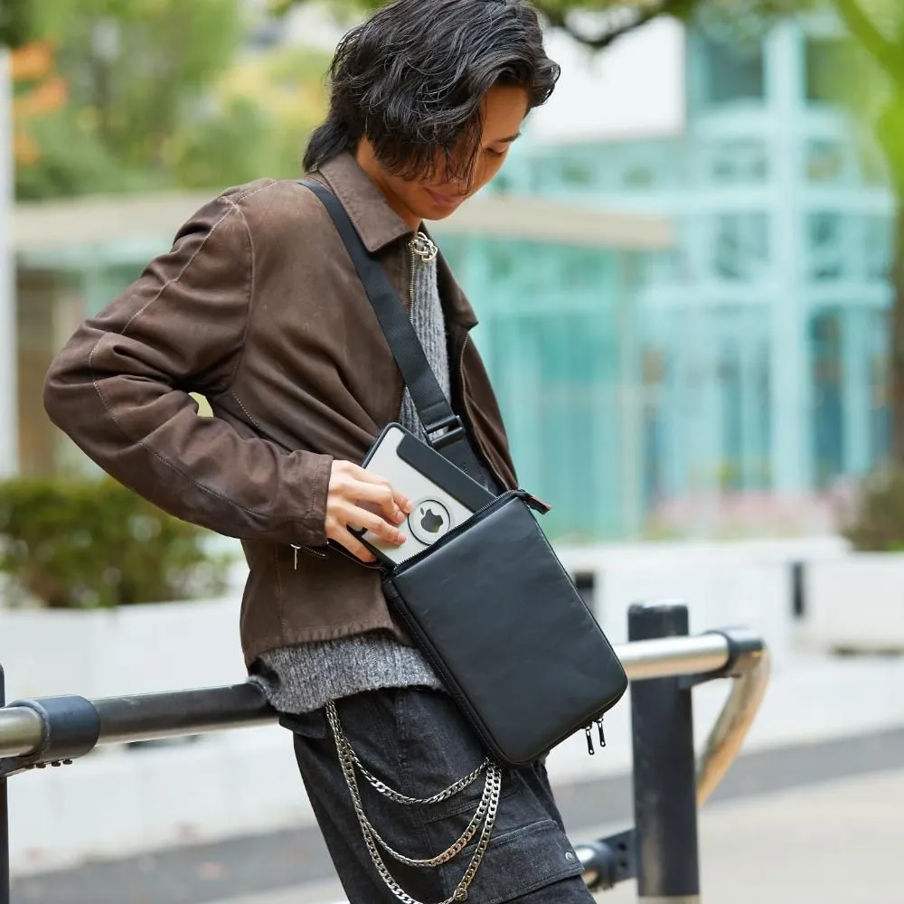 L.E.D BITES HORSE Shoulder Bag【豊岡鞄】