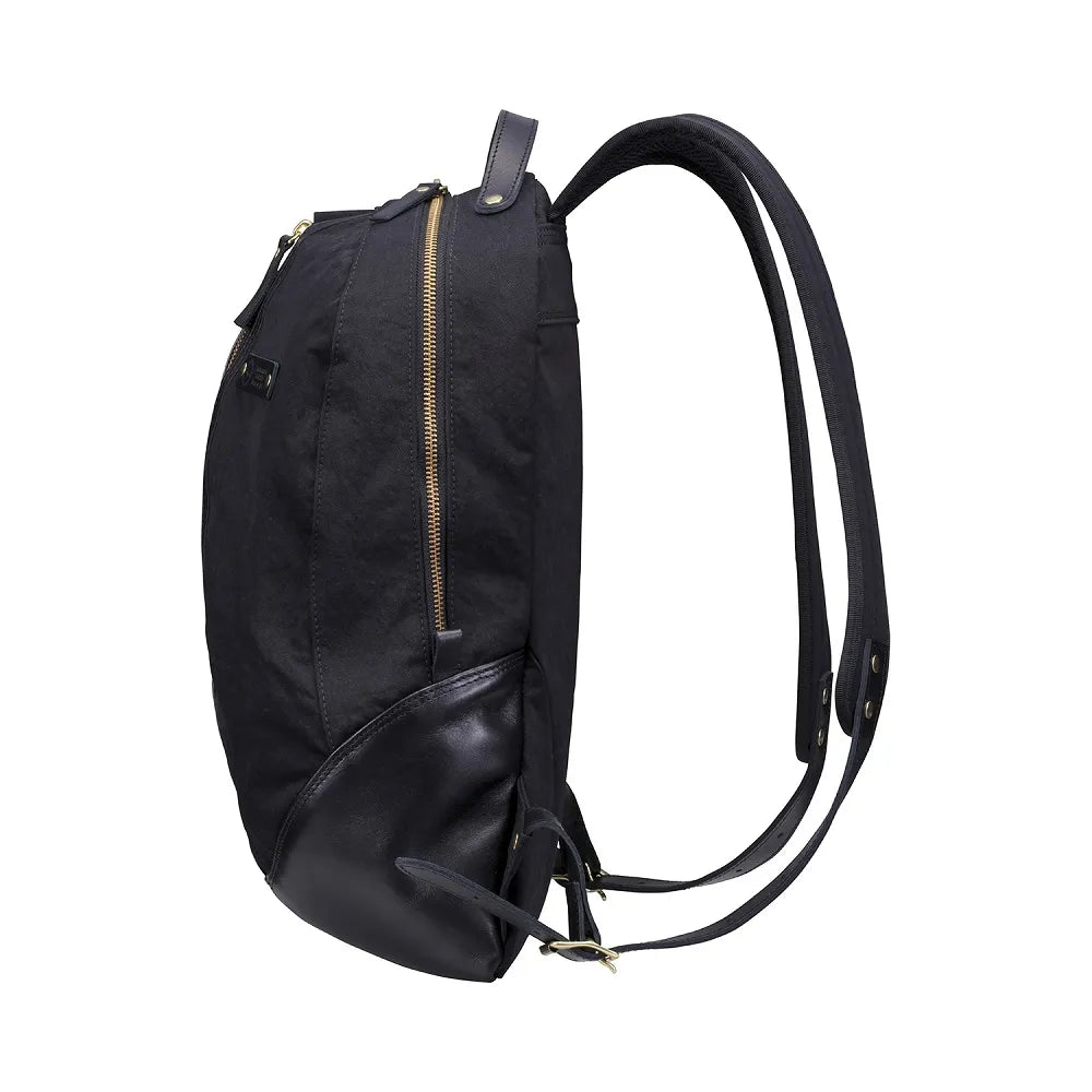 TUTUMU　egg pack【豊岡鞄】