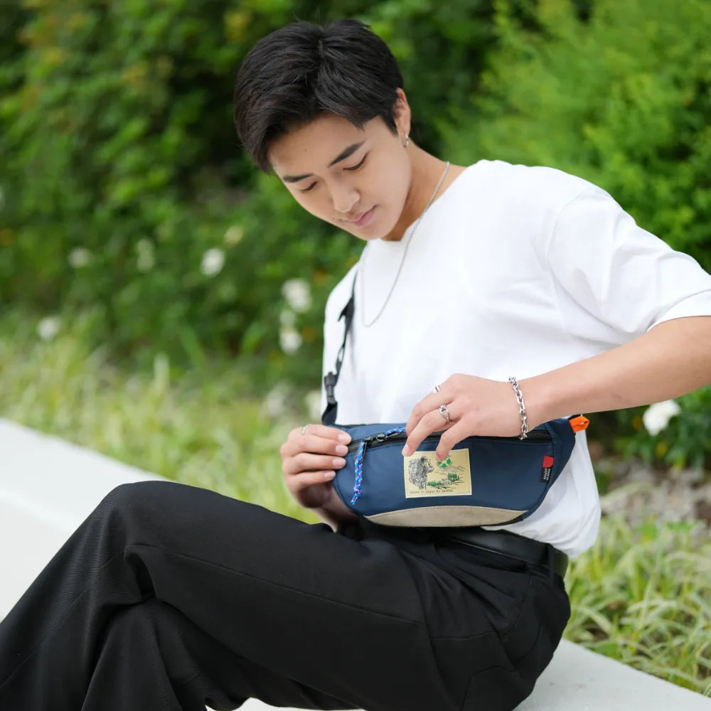 WALK ABOUT WOODS Rei West Bag【豊岡鞄】