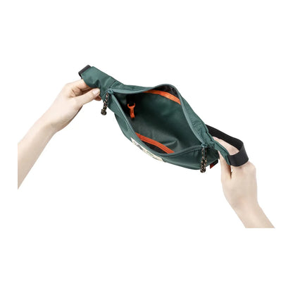 WALK ABOUT WOODS Flat Body Bag【豊岡鞄】