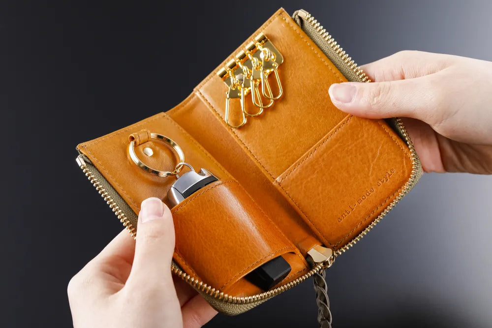 anti-mode style OLIVE Smart Key Case【豊岡財布】