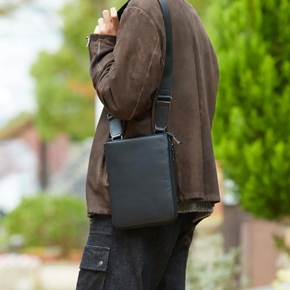 L.E.D BITES HORSE Shoulder Bag【豊岡鞄】