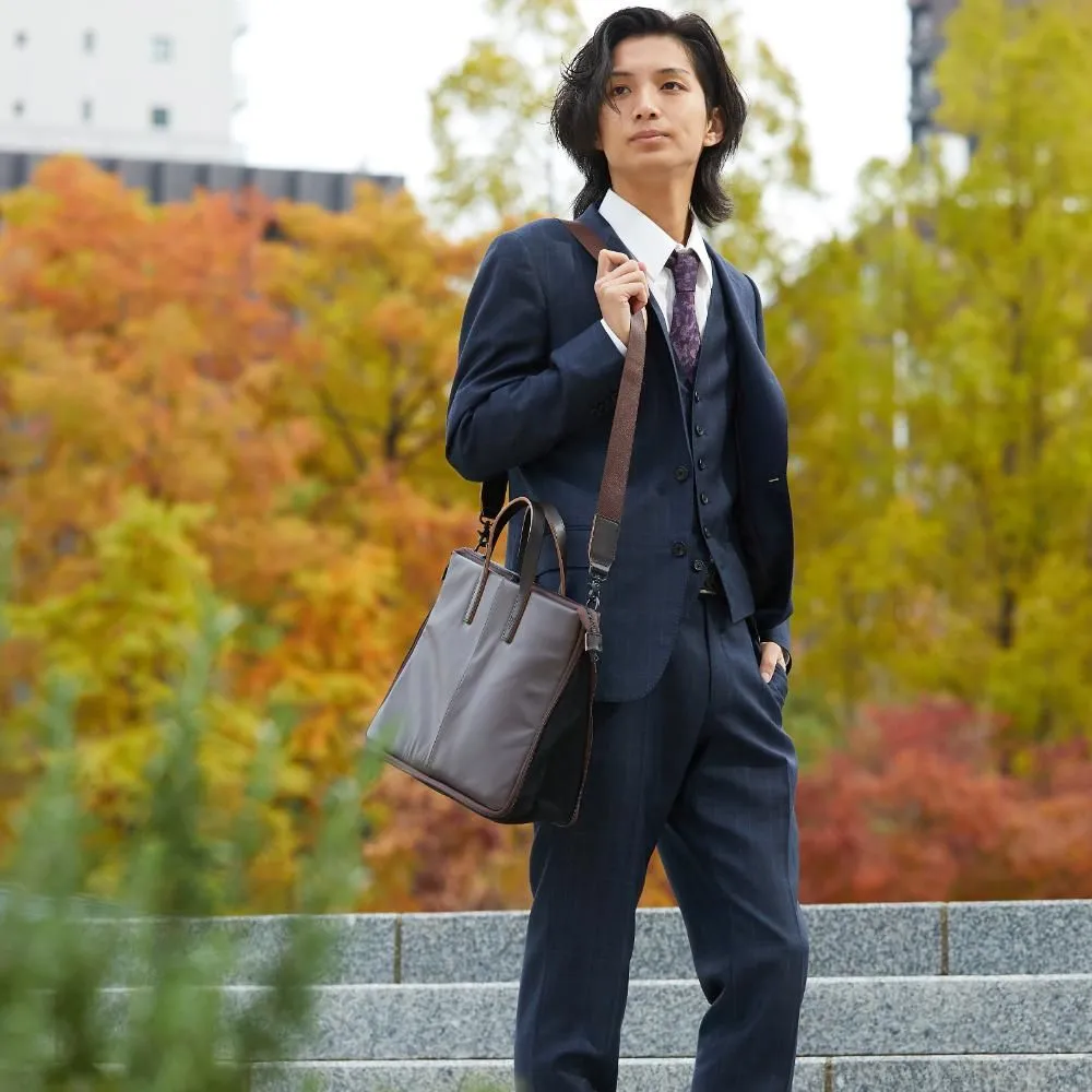 L.E.D BITES HORSE Brief Case【豊岡鞄】