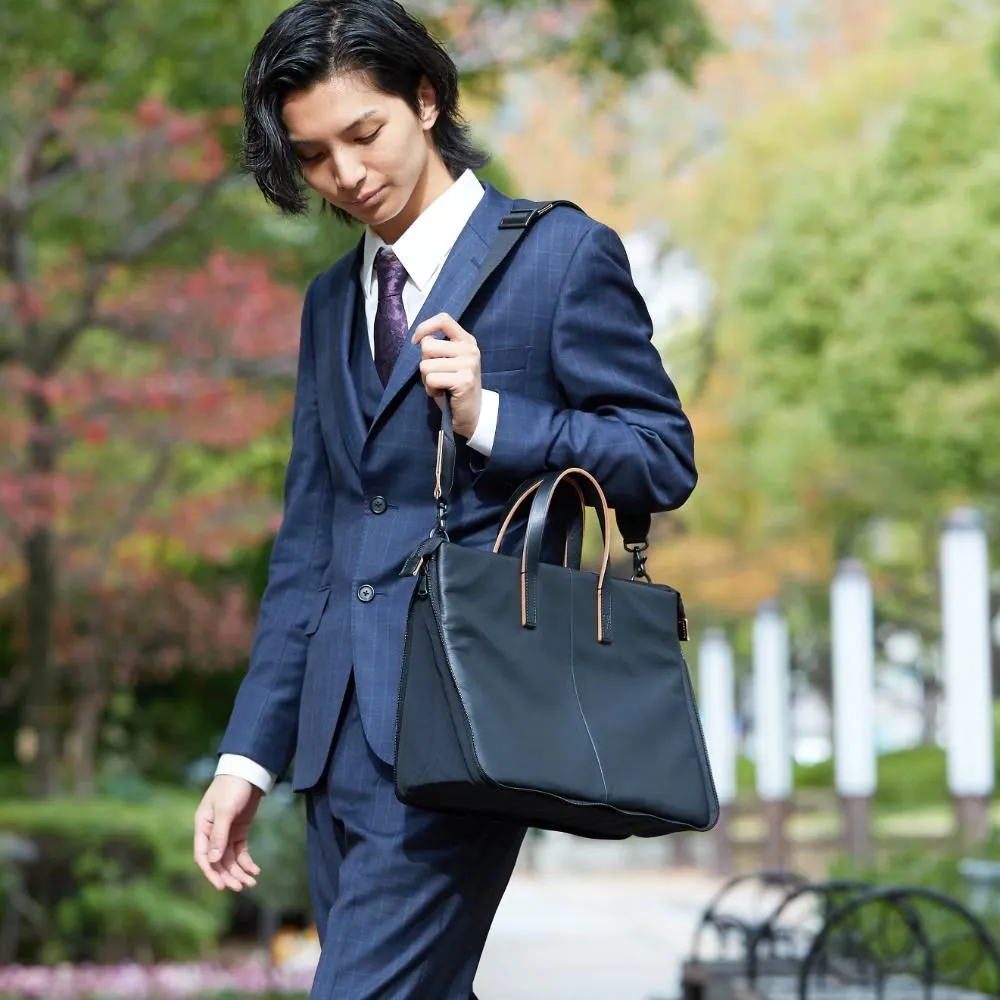 L.E.D BITES HORSE Brief Case【豊岡鞄】